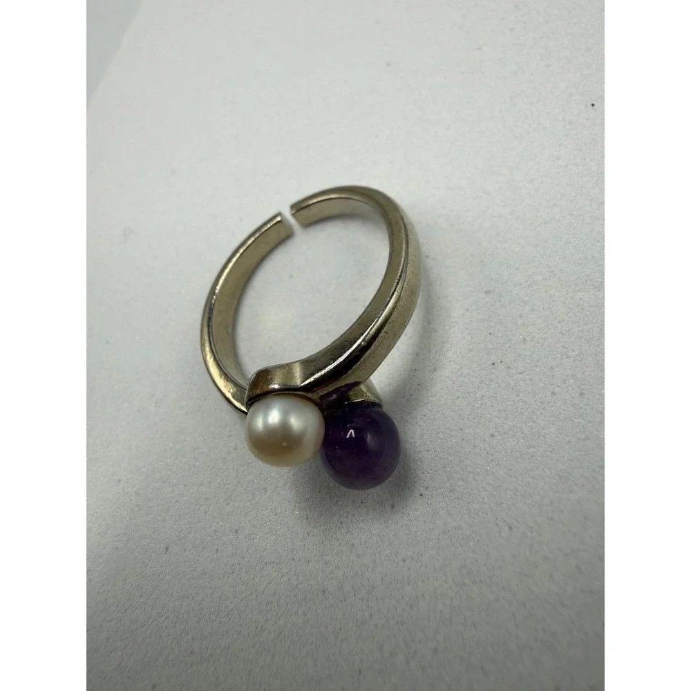 Vintage Bypass Ring White Pearl Purple Amethyst Stone‎ Silver Tone Size 7.5